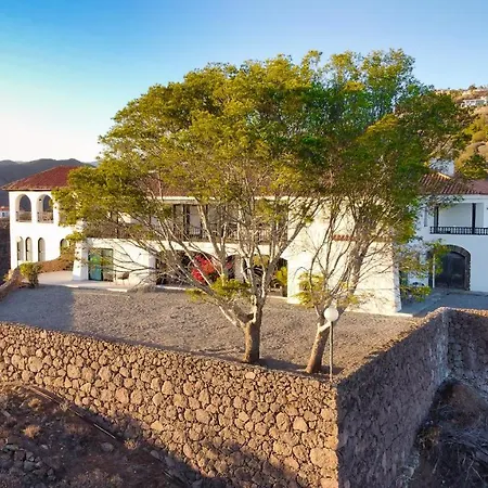 Essence Of Monteleon San Bartolome de Tirajana (Gran Canaria)