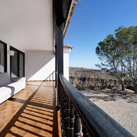 Essence Of Monteleón * San Bartolomé